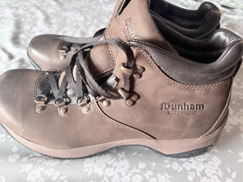 Dunham Ludlow Men's Brown Leather Waterproof Plain Toe Hiking Boots